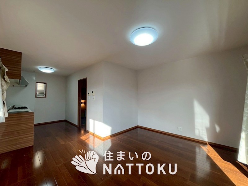 寝屋川市御幸東町 内観写真（リビング）