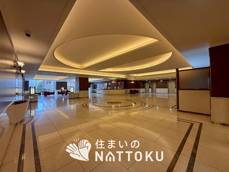 ロイヤルメドゥ香里園タワー 共用部写真（ロビー）