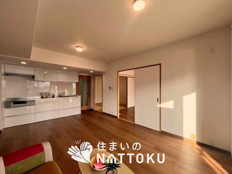 寝屋川サンハイツ　A棟 内観写真（リビング）