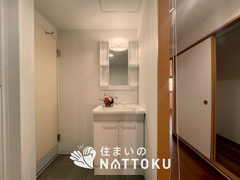 寝屋川サンハイツ　A棟 内観写真（洗面台・洗面所）