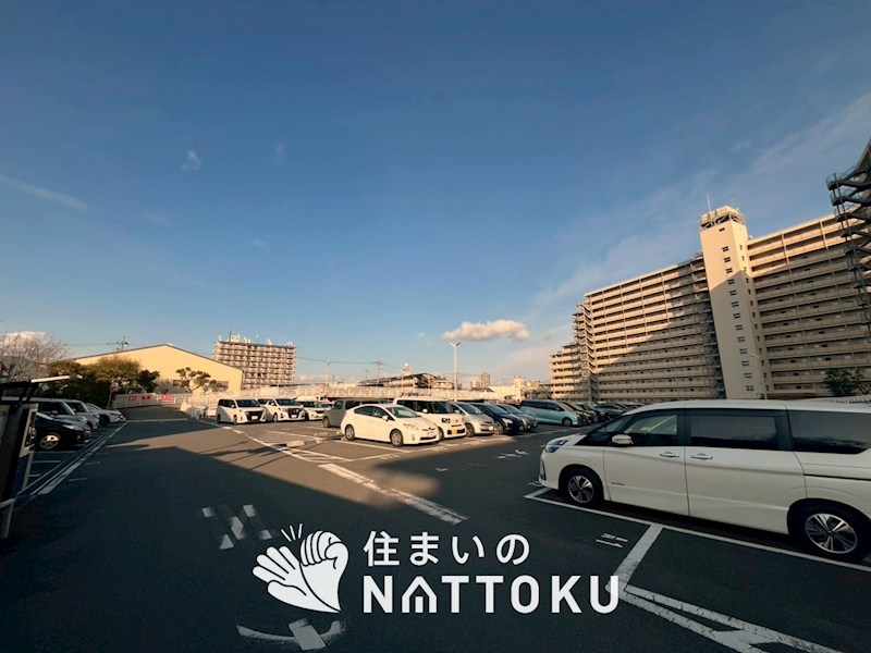 寝屋川サンハイツ　A棟 共用部写真（駐車場）