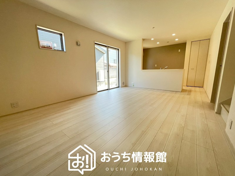 羽島市竹鼻町狐穴　1号地 内観写真（リビング）