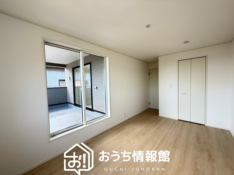 三重郡菰野町大羽根園柴垣町　第2期 内観写真（リビング以外の居室）