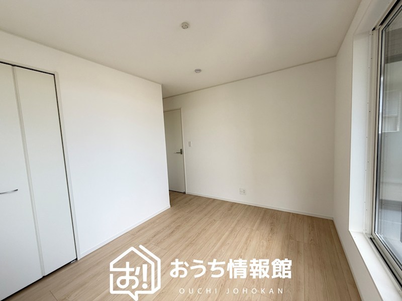三重郡菰野町大羽根園柴垣町　第2期 内観写真（リビング以外の居室）