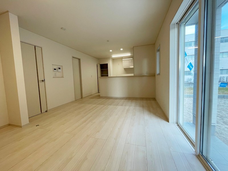伊賀市西高倉石原　26号地   同仕様写真（リビング）