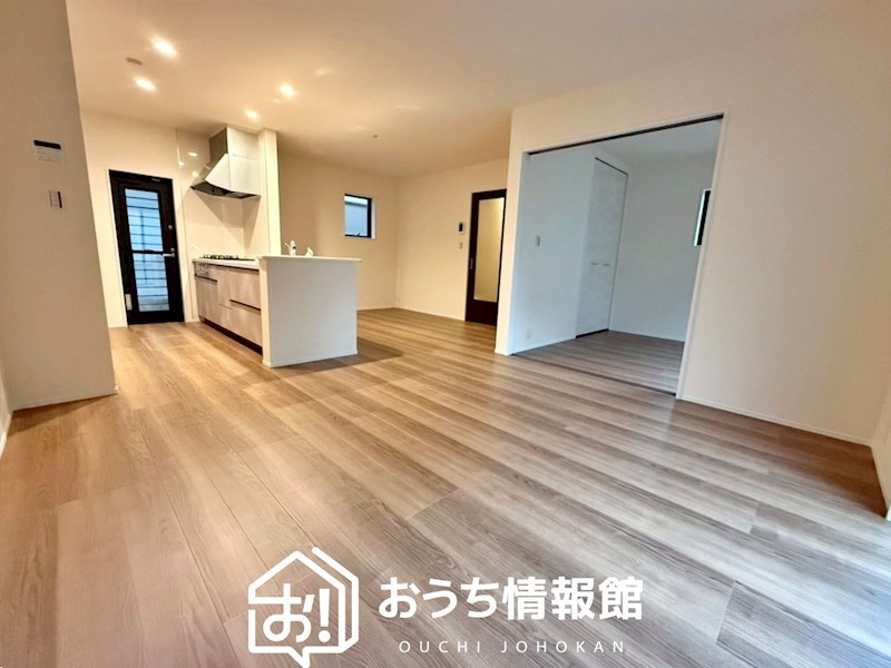 犬山市上野小巾　第1期 内観写真（リビング）