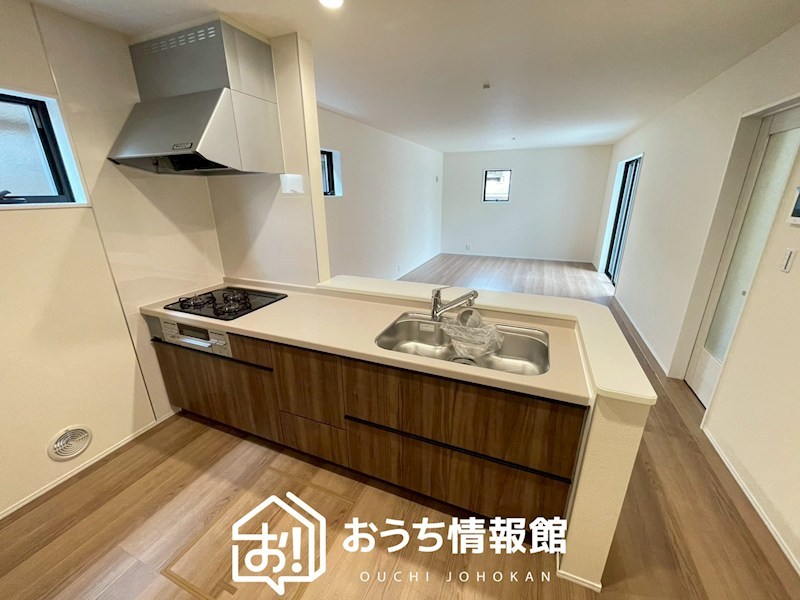 犬山市富岡新町　 内観写真（キッチン）