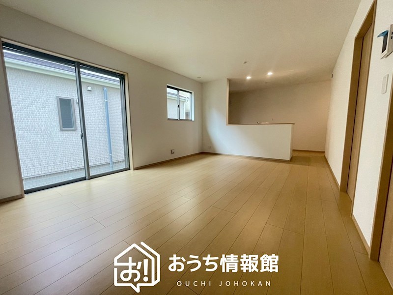 一宮市三ツ井　A号地 内観写真（リビング）