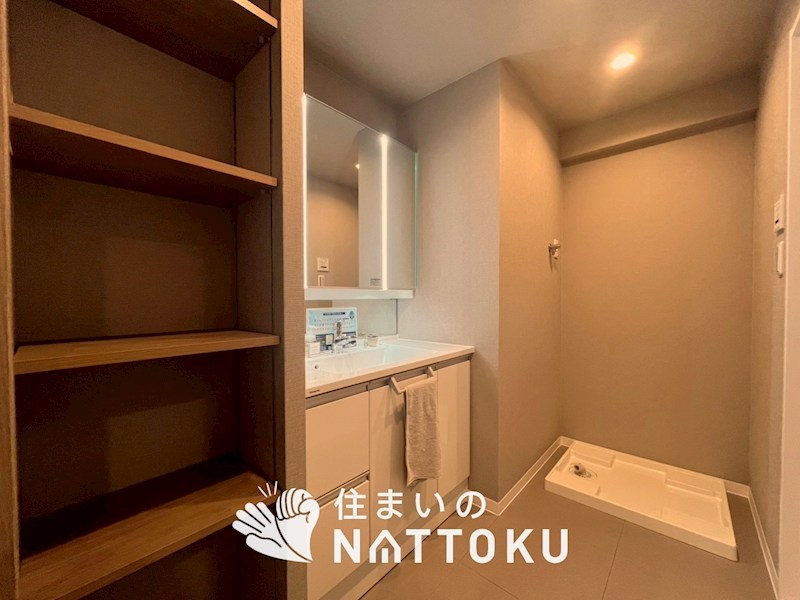 オークヒルズ香里四番館 現地写真（玄関）