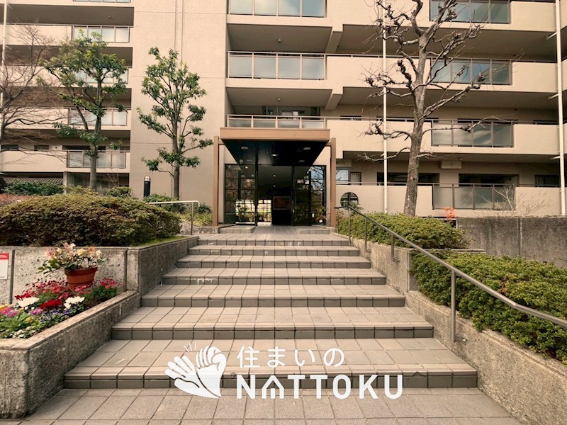 オークヒルズ香里四番館 共用部写真（エントランス）