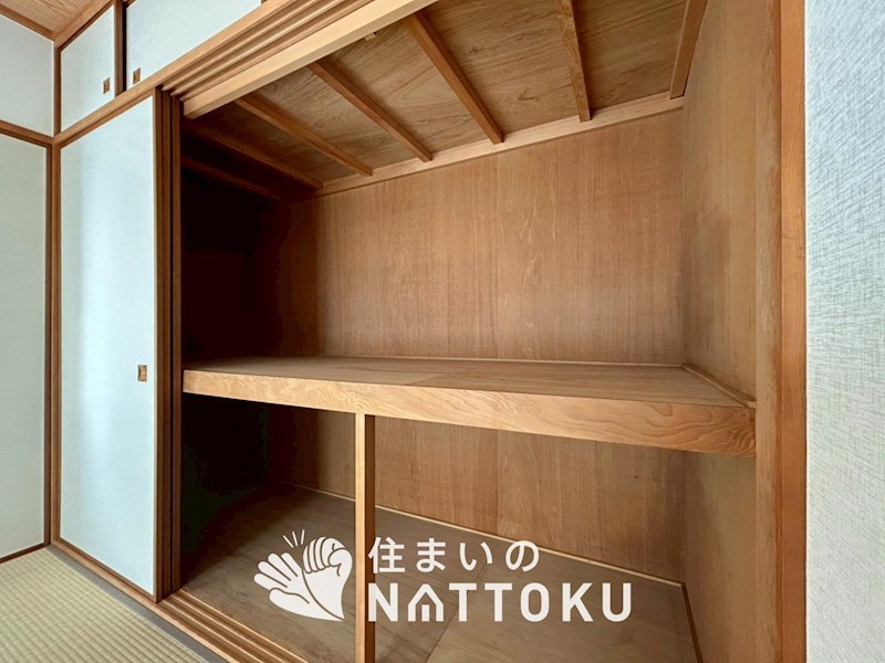 オークヒルズ香里弐番館  内観写真（収納）