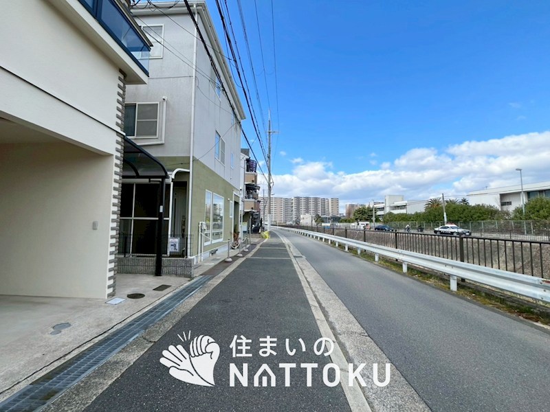 寝屋川市豊野町　 現地写真（前面道路含む現地写真）