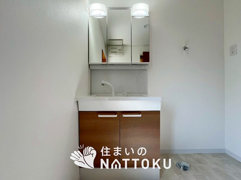 寝屋川市豊野町　 内観写真（洗面台・洗面所）