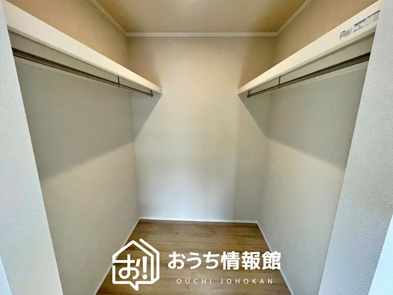 羽島郡岐南町伏屋　B号地 内観写真（収納）