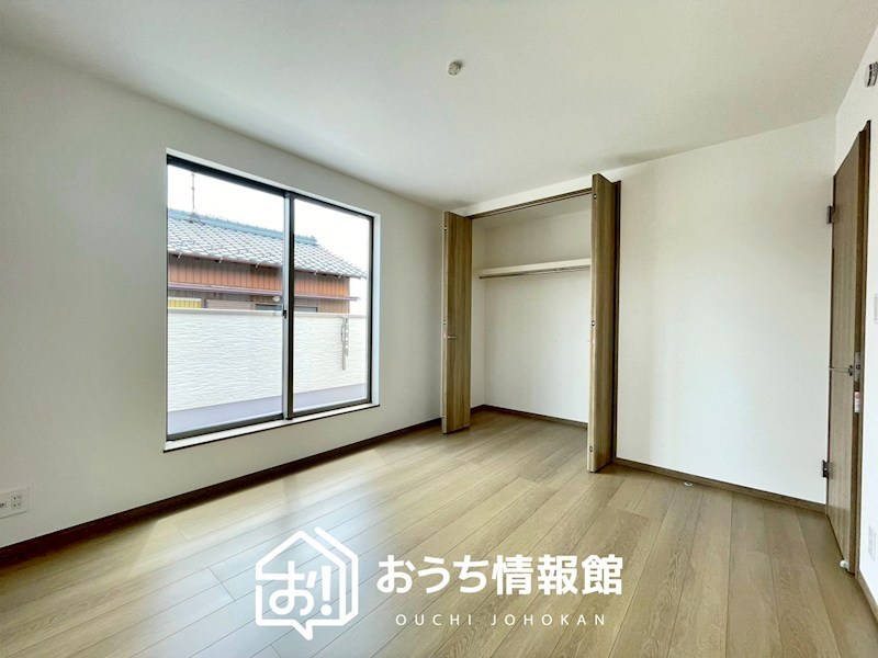 江南市慈光堂町南　 内観写真（リビング以外の居室）