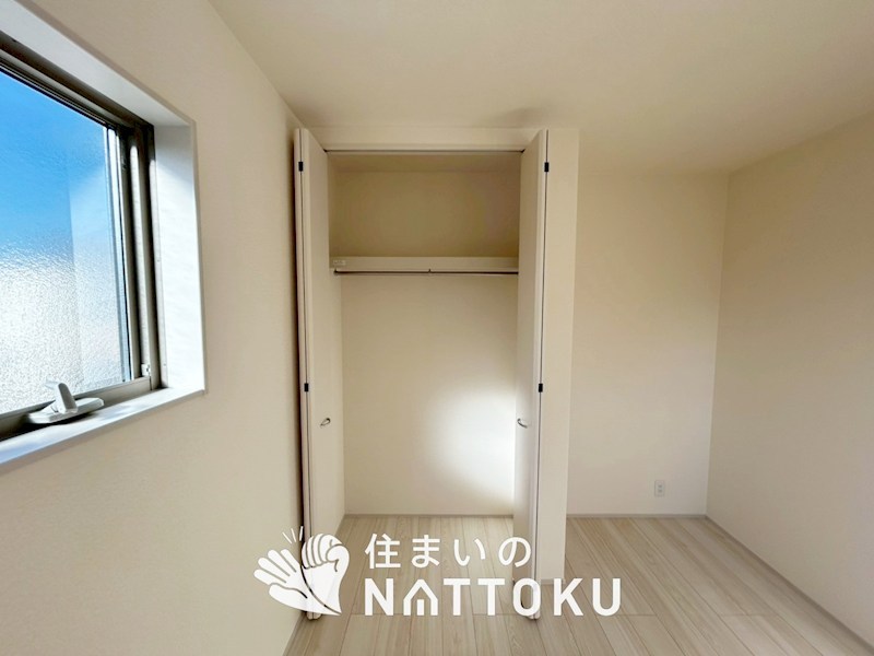 野洲市冨波甲　第3期　1号地 内観写真（収納）