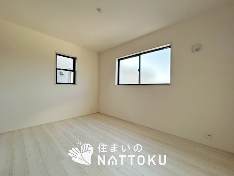 野洲市冨波甲　第3期　2号地 内観写真（リビング以外の居室）