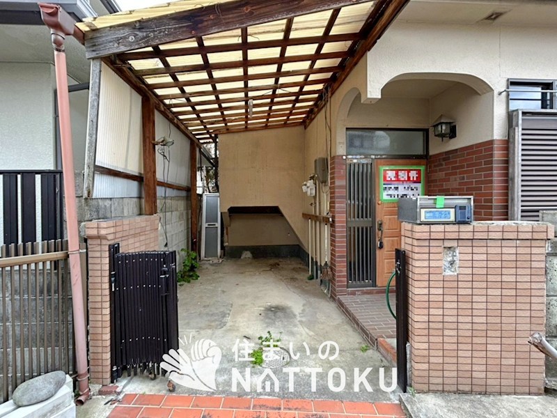 寝屋川市池田本町  現地写真（駐車場）