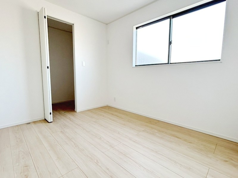 姫路市花田町勅旨　第3期　1号地  内観写真（リビング以外の居室）