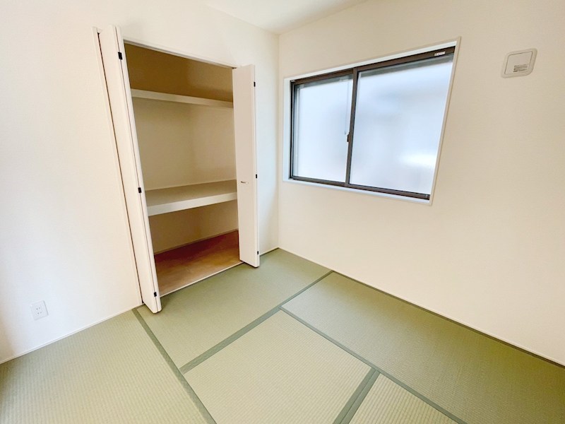 姫路市青山　第7期　2号地  内観写真（リビング以外の居室）