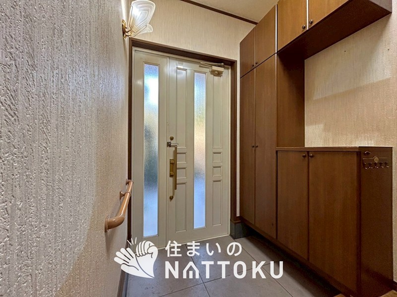 寝屋川市成田南町　 現地写真（玄関）