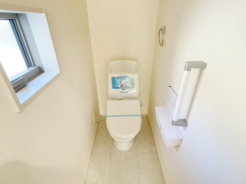 三木市志染町東自由が丘　第5期 内観写真（トイレ）