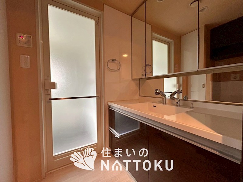 グランスイート香里園 内観写真（洗面台・洗面所）
