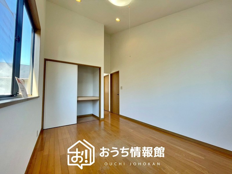 四日市市桜新町　 内観写真（リビング以外の居室）