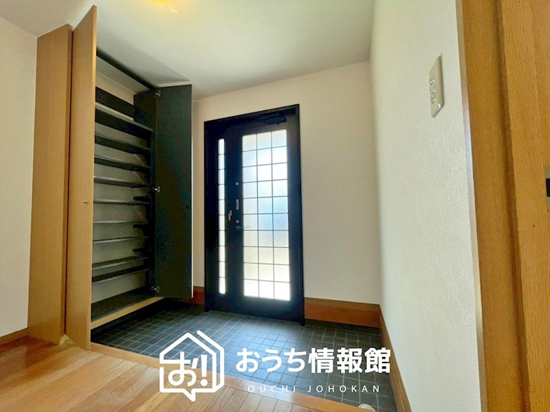 四日市市桜新町　 現地写真（玄関）