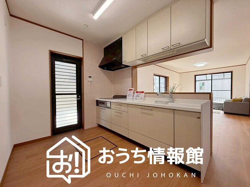 四日市市別山 内観写真（キッチン）
