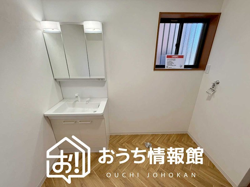 四日市市別山 内観写真（洗面台・洗面所）