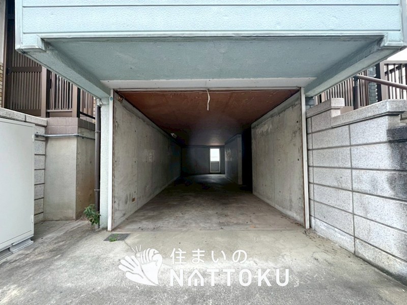 交野市森北 現地写真（駐車場）