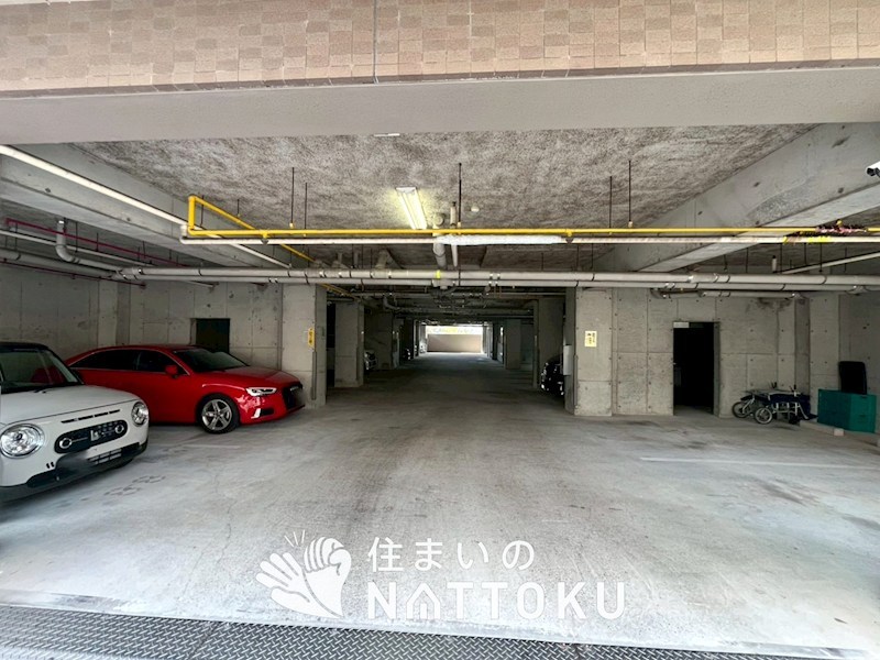 コモンシティ星田ヴェルデヒルズ５番館 共用部写真（駐車場）