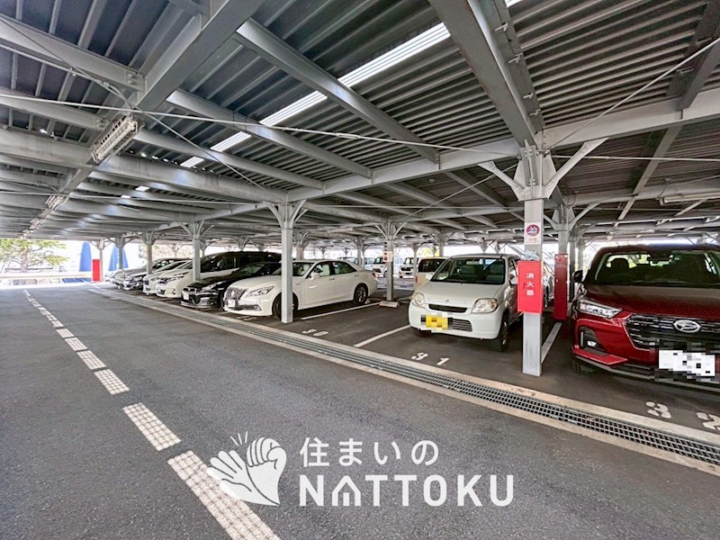 香里三井F住宅80号棟 共用部写真（駐車場）