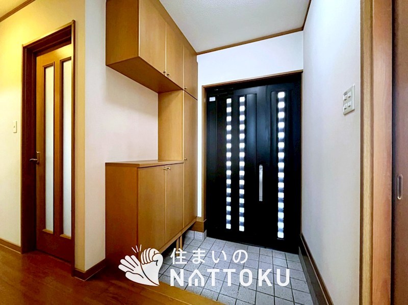 枚方市村野東町 現地写真（玄関）