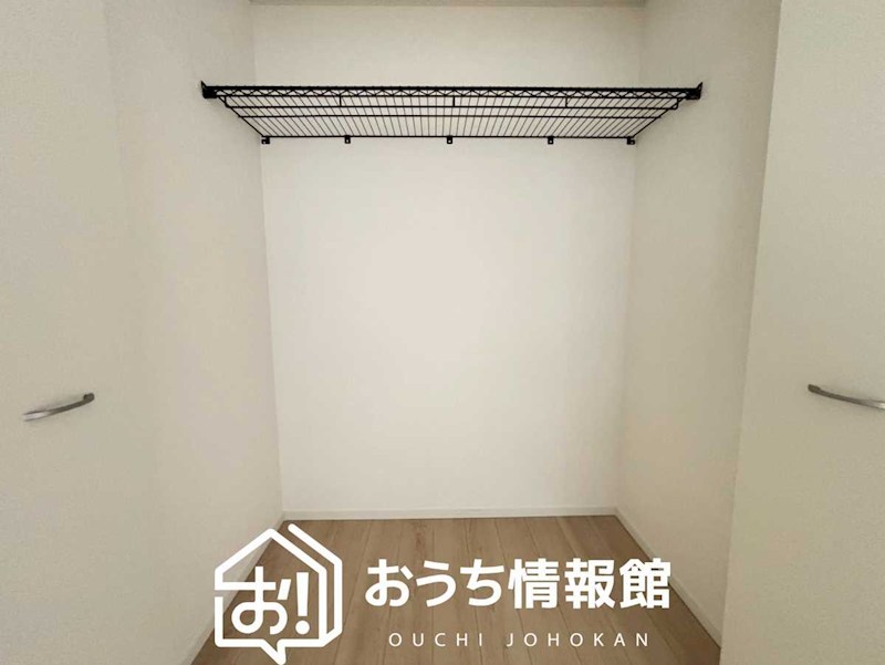 各務原市那加宮浦町　第1期　1号地 内観写真（収納）