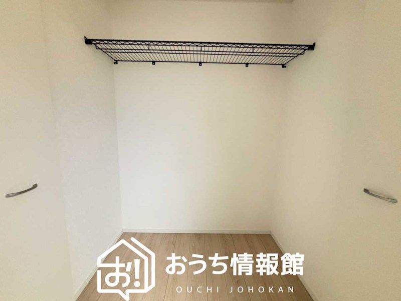 各務原市那加宮浦町　第1期　2号地 内観写真（収納）