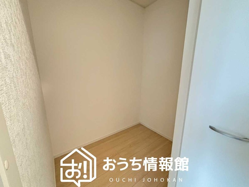 各務原市那加宮浦町　第1期　2号地 内観写真（収納）