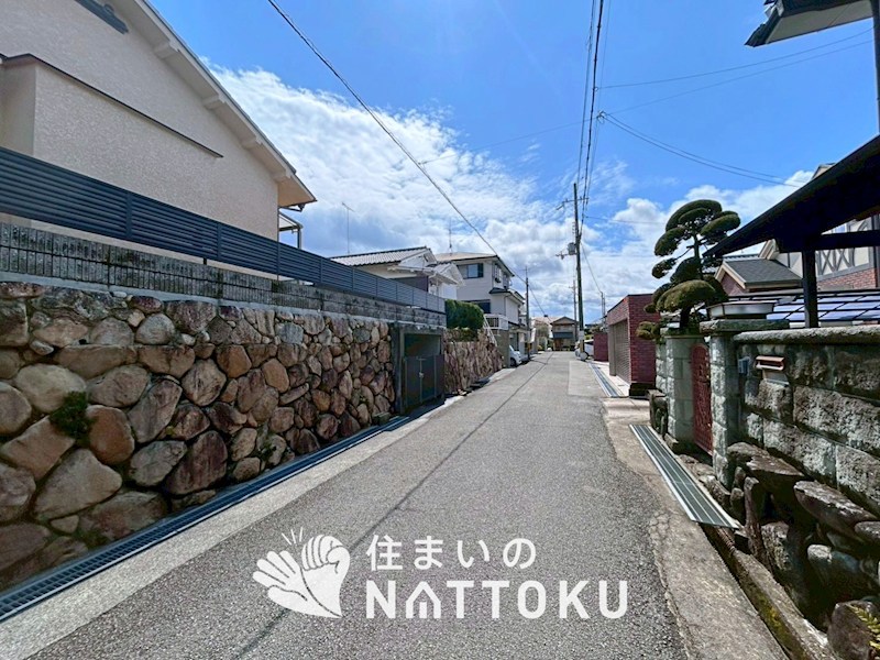 寝屋川市太秦緑が丘　 現地写真（前面道路含む現地写真）
