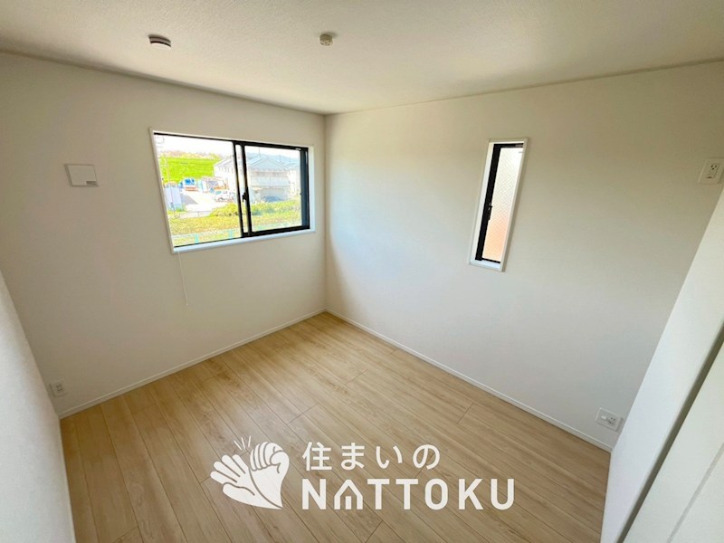 枚方市出口　第16期　 内観写真（リビング以外の居室）