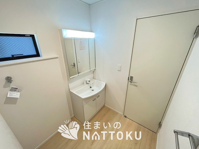 枚方市出口　第16期　 内観写真（洗面台・洗面所）