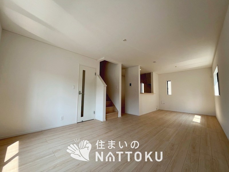 八尾市桂町　第3期　1号地 内観写真（リビング）