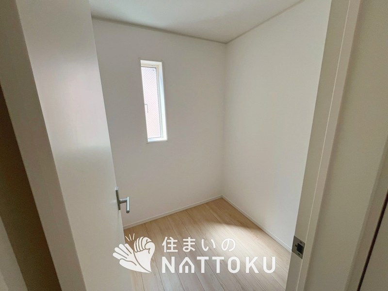 八尾市桂町　第3期　2号地  内観写真（収納）
