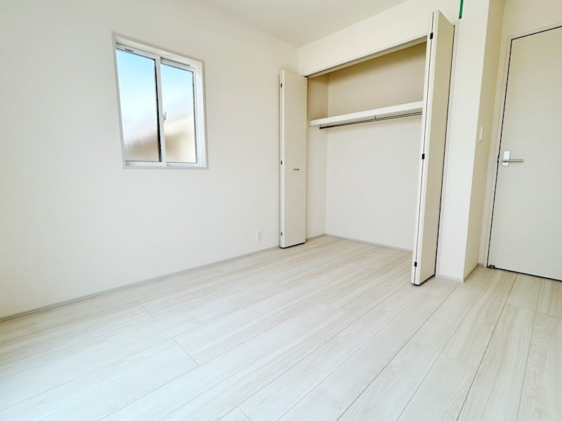 草津市木川町　第4期　1号地 内観写真（リビング以外の居室）