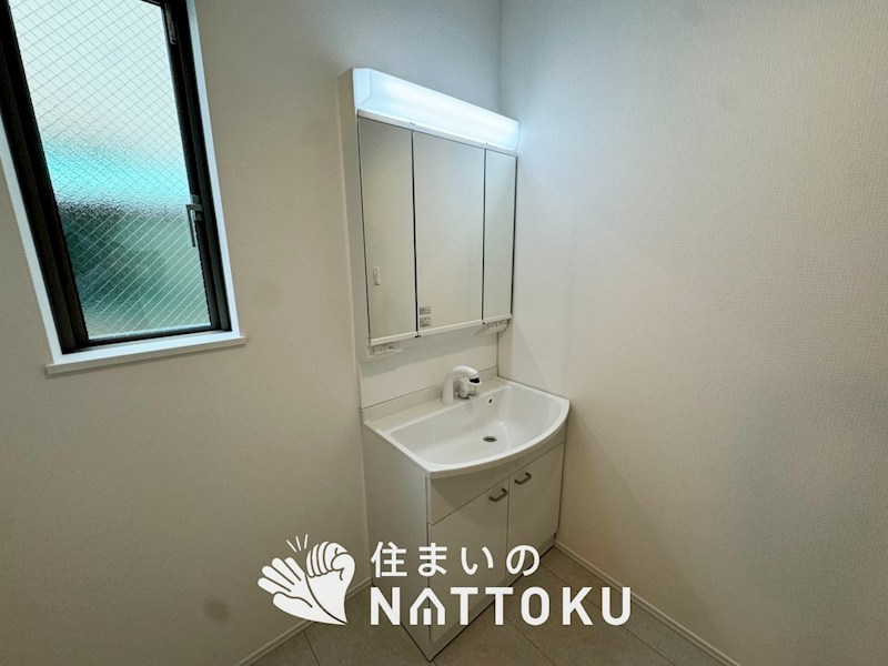 東大阪市下六万寺町 内観写真（洗面台・洗面所）