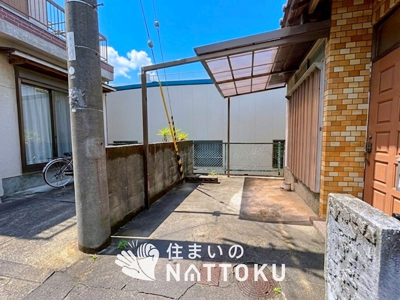 枚方市長尾家具町 現地写真（駐車場）