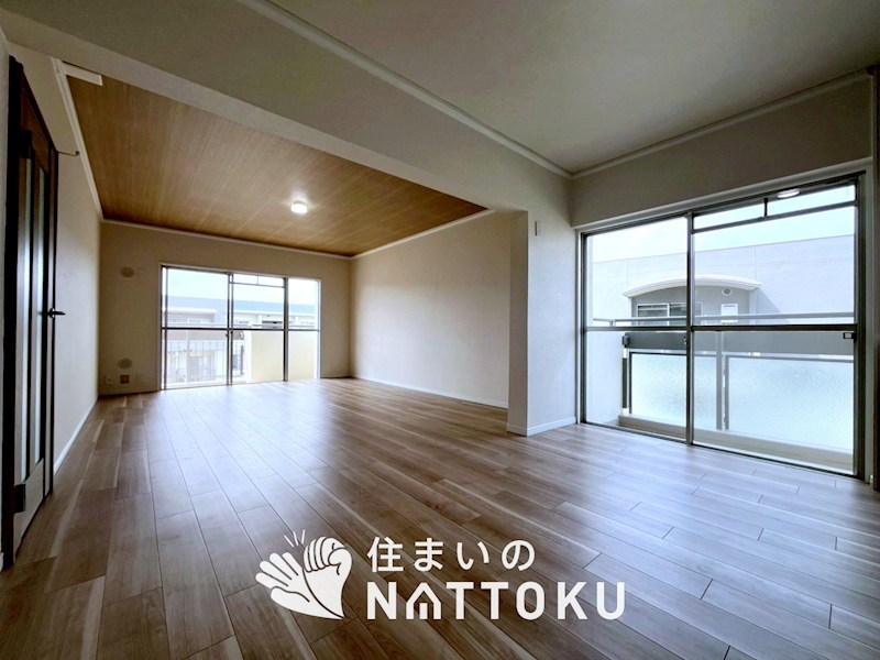 グリーンヒル光善寺住宅　第10号棟 内観写真（リビング）
