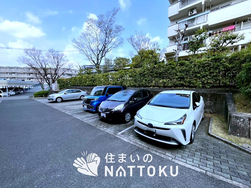 グリーンヒル光善寺住宅　第10号棟 共用部写真（駐車場）
