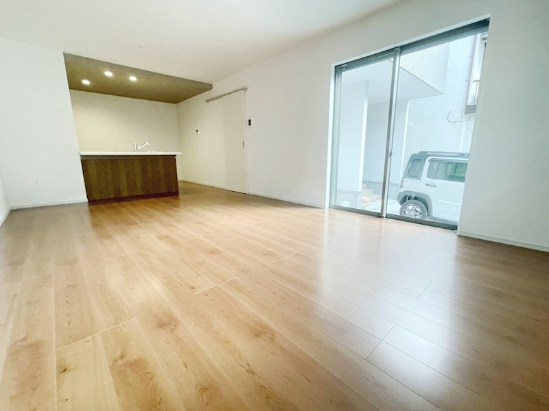 姫路市西庄　第4期　5号地 同仕様写真（リビング）