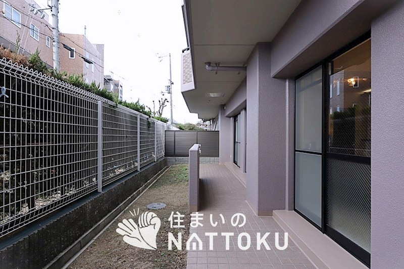 メロディーハイム牧野公園弐番館 現地写真（庭）